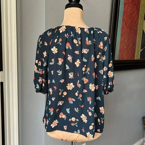 ANN TAYLOR Floral Blouse - Picture 4 of 6